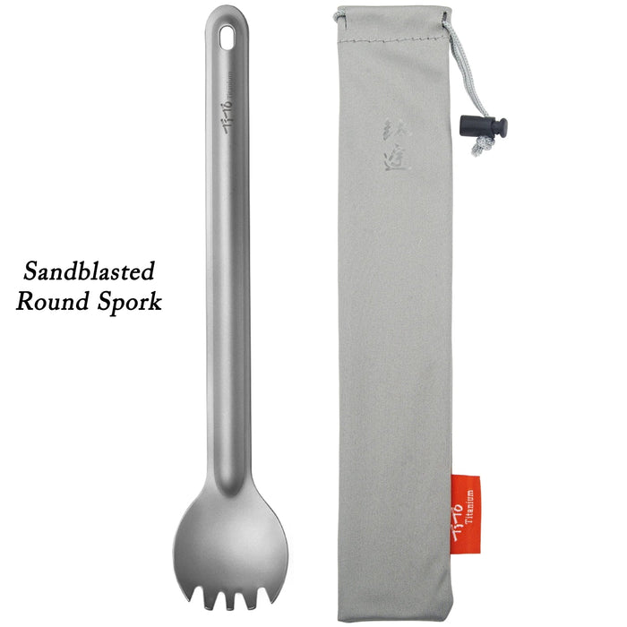 Titanium spork met lange steel - Ultralicht - Voor kamperen en picknicks - Bivakshop