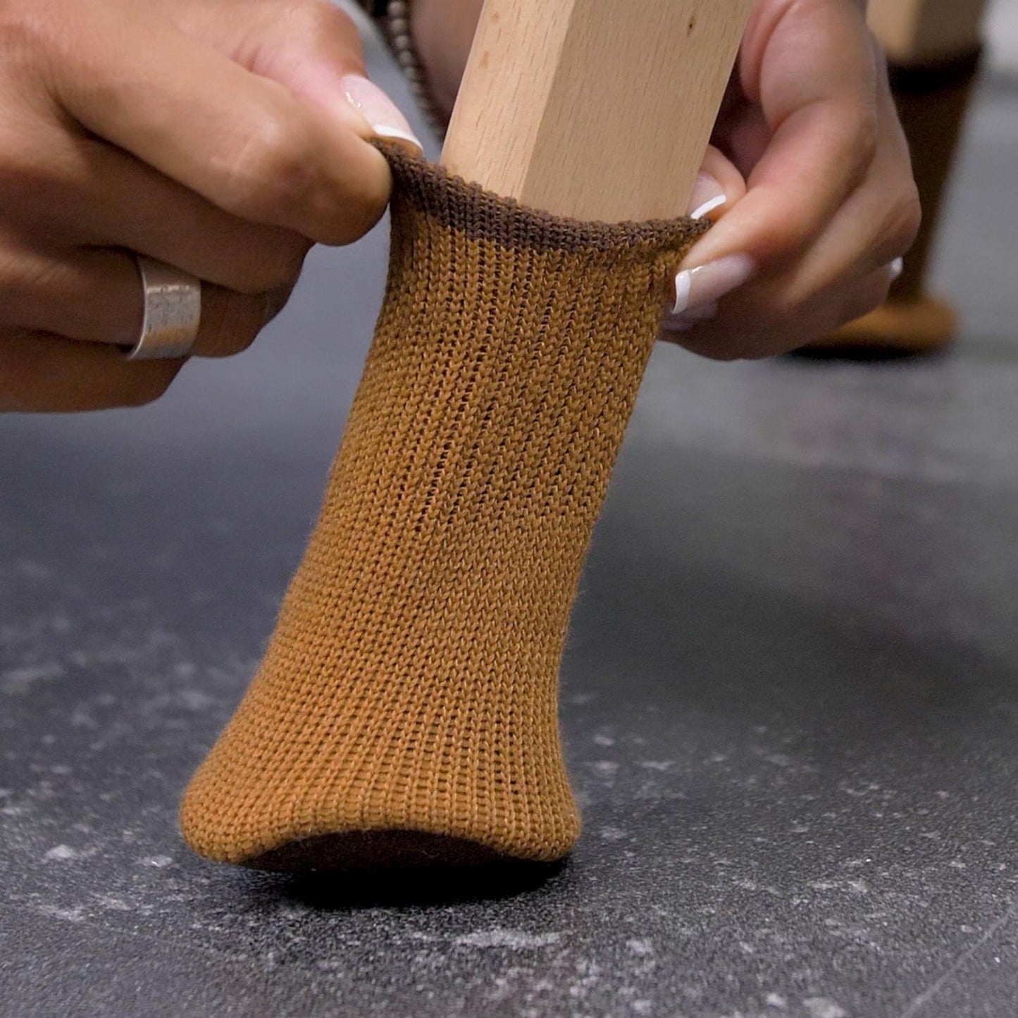 Genius Ideas set van 4 stoelsokken -Bescherm je vloer en meubels! - Bivakshop