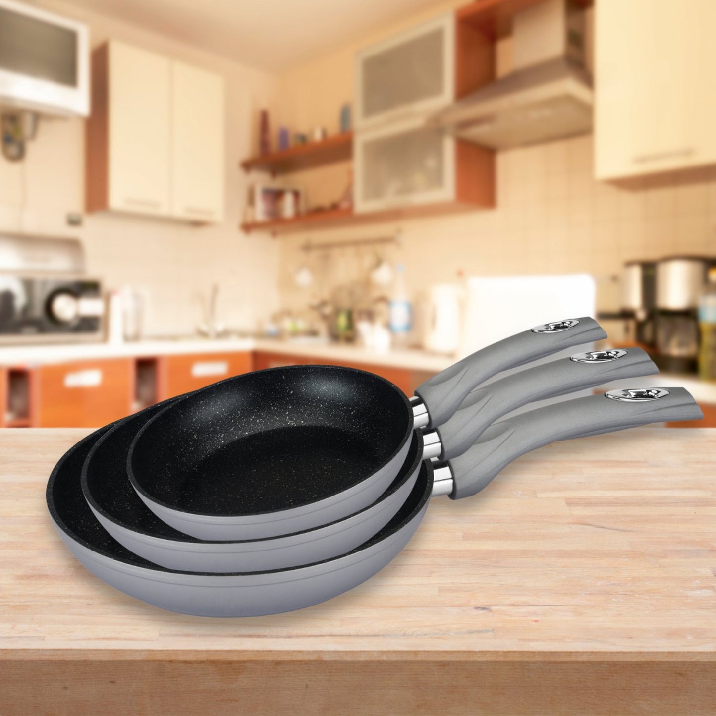 Royalty Line RL-FM3F: marmercoating gesmeed aluminium 3-delige koekenpannenset - Bivakshop