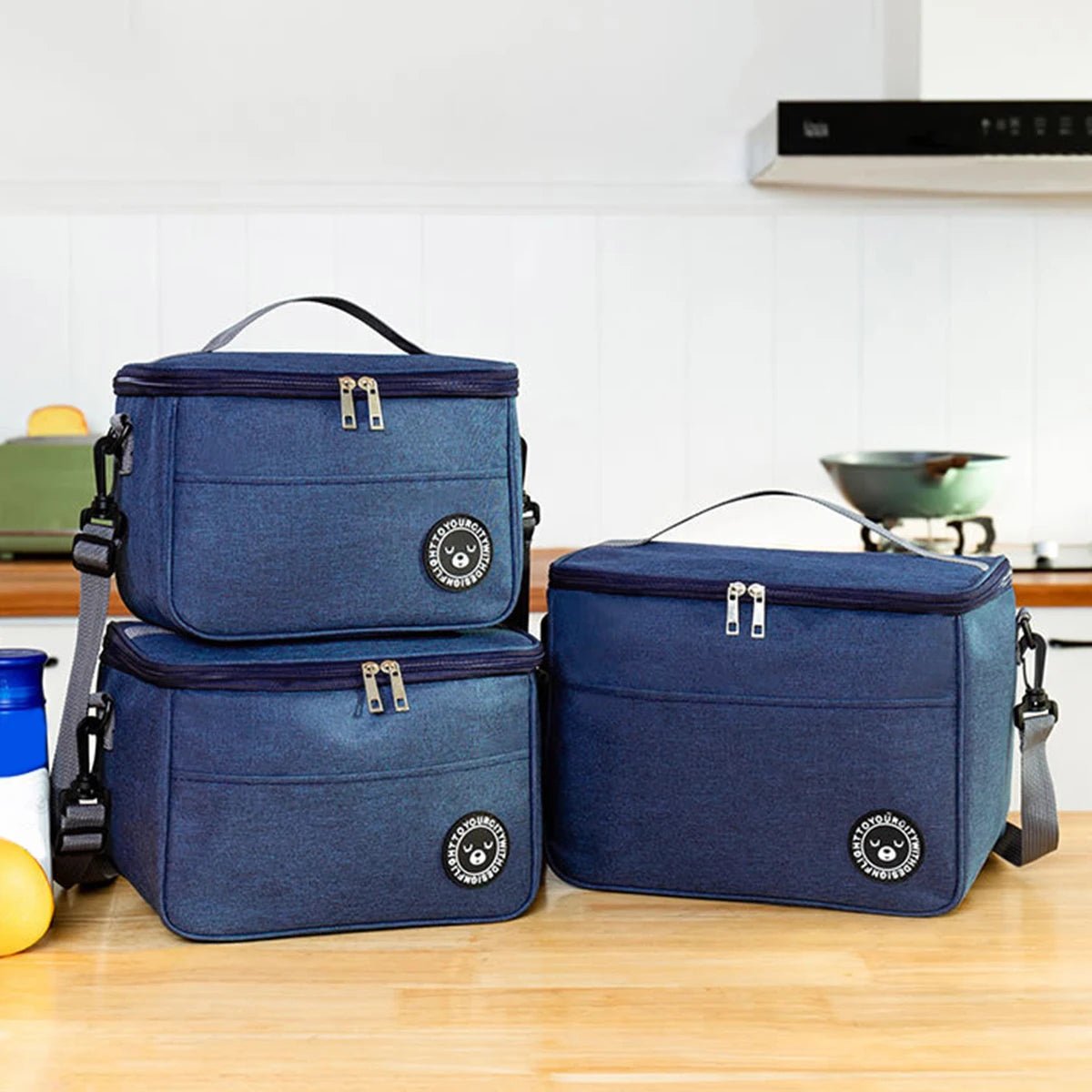 Capacity hand - held with shoulder strap insulated bag, lunch box bag, student thickened waterproof lunch bag。 - zmt - Bivakshop