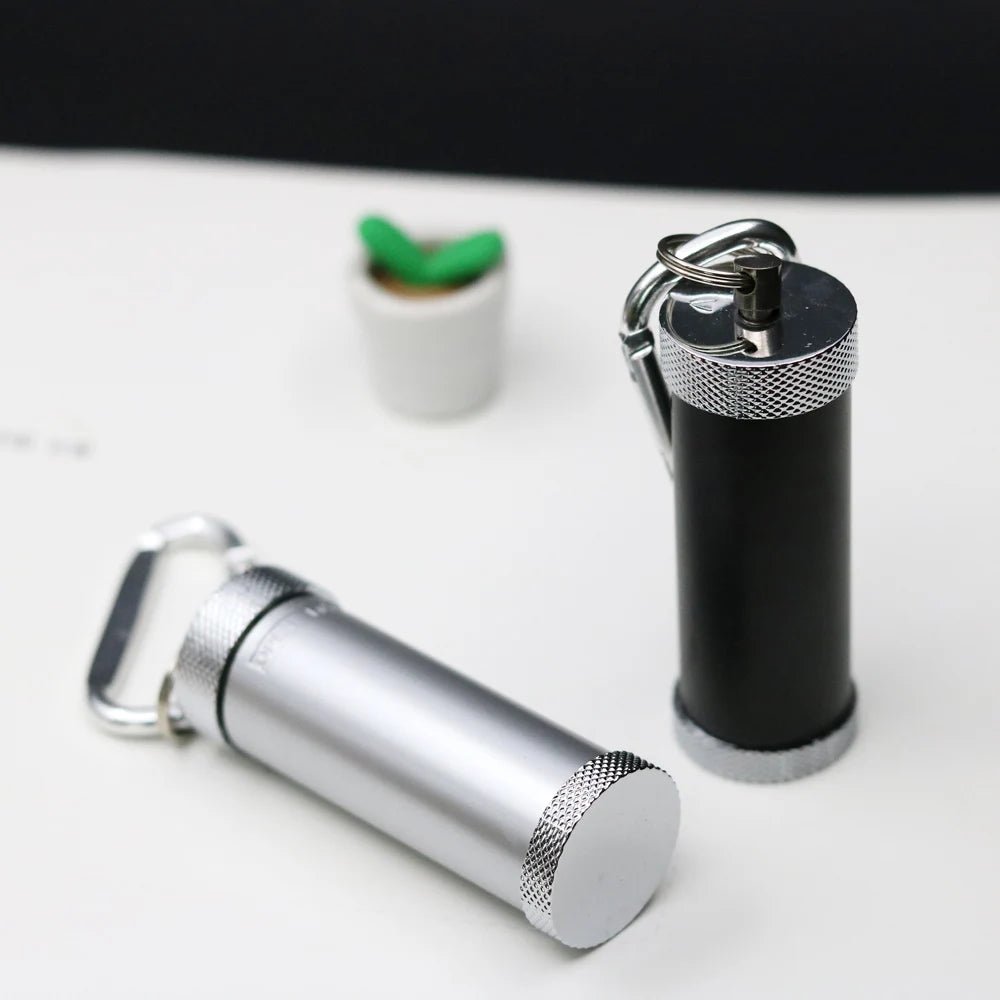 Draagbare mini asbak – Zakformaat – RVS Sleutelhanger Asbak voor onderweg - Bivakshop