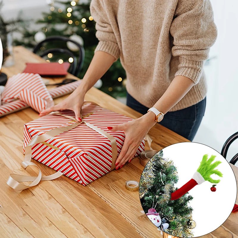 Elf kerstboomdecoratie - Groene bontpop voor unieke kerstversiering - Bivakshop