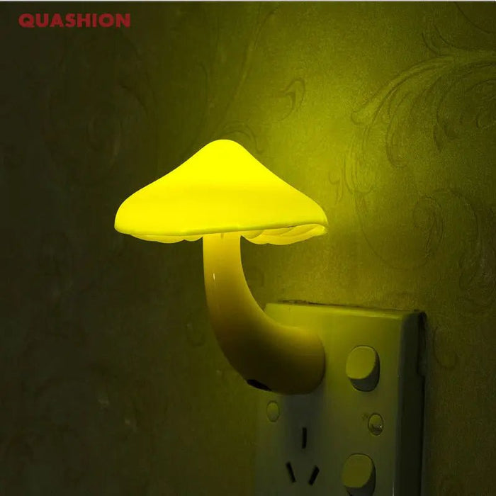 LED nachtlampje - Paddenstoel wandlamp met lichtsensor - EU/US plug voor slaapkamer en decoratie - Bivakshop