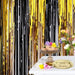 Luxe Glitter Fringe Gordijnen (Zwart & Goud) – Tinsel Folie Achtergrond – Glamoureuze Feestdecoratie - Bivakshop