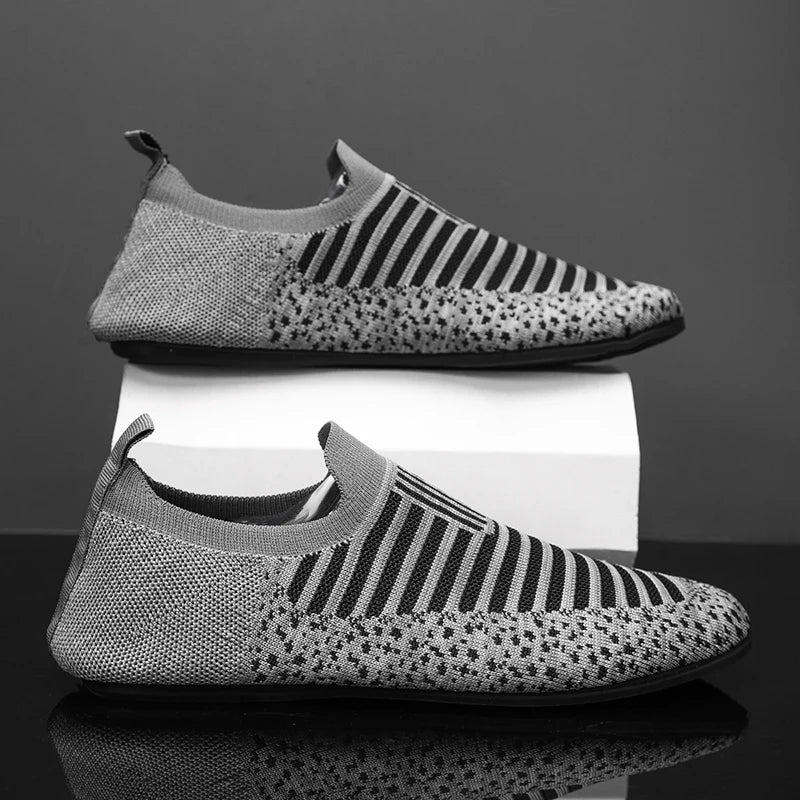 MAEDEF heren slippers – Lichtgewicht & Ademend – Comfortabele mocassins voor thuis & buiten - Bivakshop