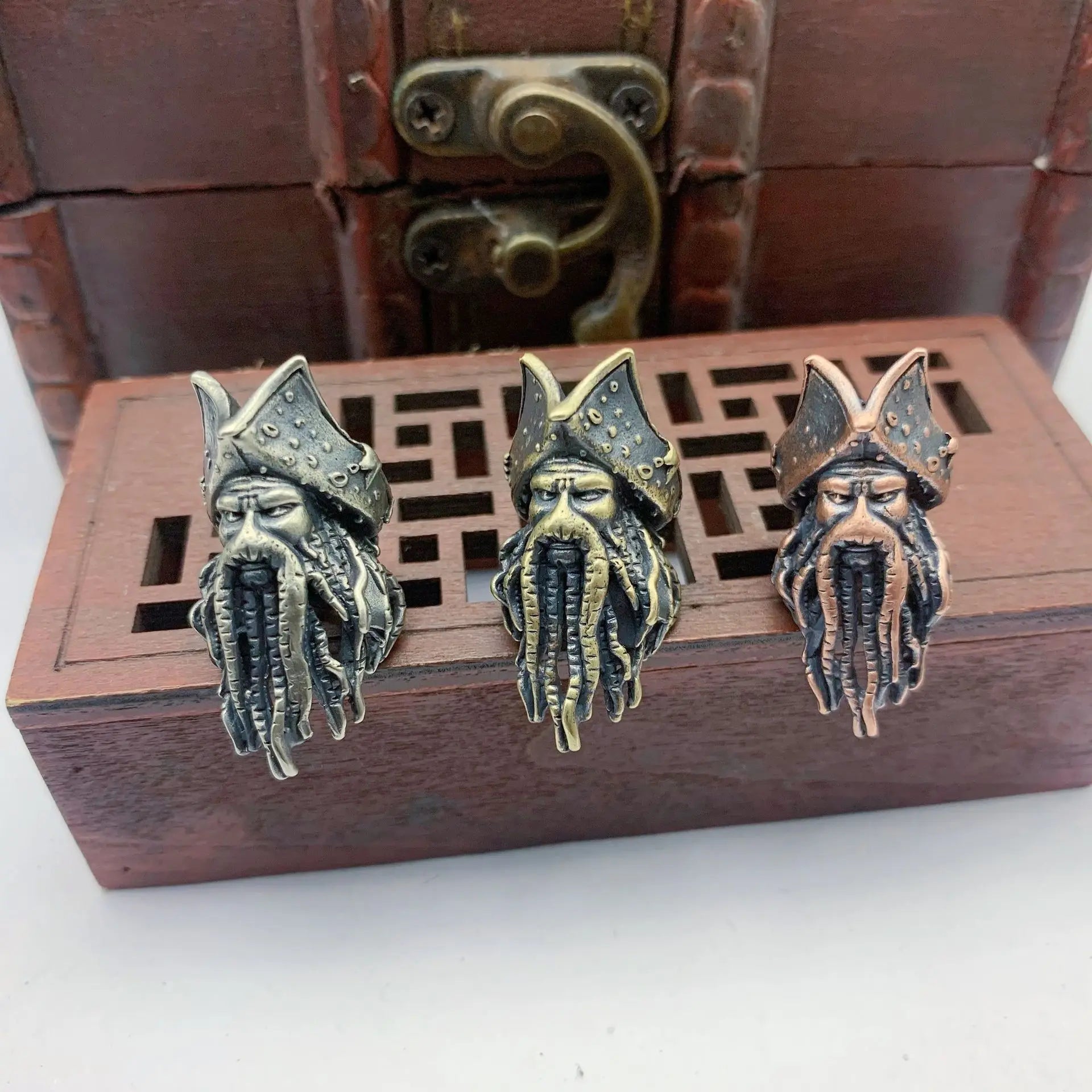 Piratenkapitein paracord kraal – Messing EDC hanger voor messenkoord, sleutelhanger en DIY accessoires - Bivakshop