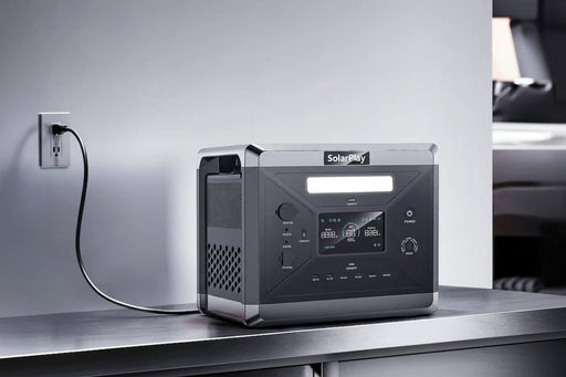 Q2501 / Q2402M Draagbare Power Station Q2501/Q2402M – 2400W AC – 2160Wh LiFePO4 Accu – Noodstroom & Solar Generator - Bivakshop