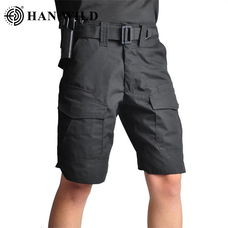 Tactisch camouflage pak – Ademend combatshirt en cargoshorts voor outdoor en hiking - Bivakshop
