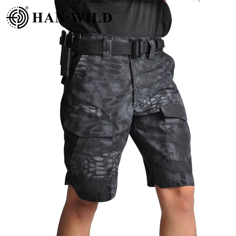 Tactisch camouflage pak – Ademend combatshirt en cargoshorts voor outdoor en hiking - Bivakshop