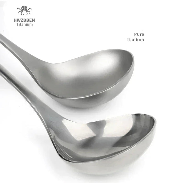 Titanium soeplepel met lange steel - Lichtgewicht campingbestek voor outdoor koken - Bivakshop