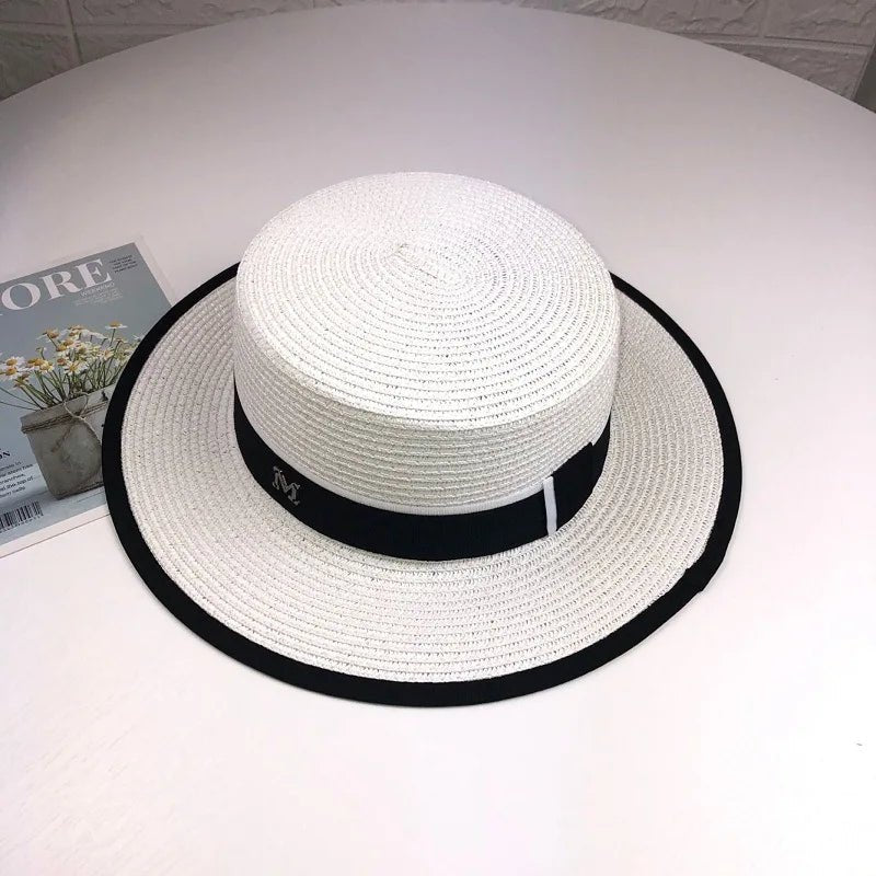 Zomerse dames strandhoed - Met uitstekende zonbescherming - En moderne platte top - Bivakshop