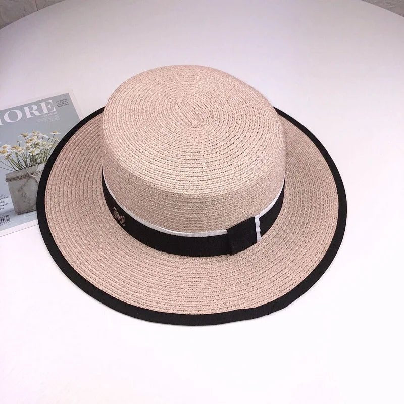 Zomerse dames strandhoed - Met uitstekende zonbescherming - En moderne platte top - Bivakshop