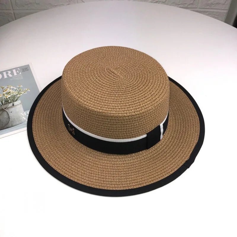 Zomerse dames strandhoed - Met uitstekende zonbescherming - En moderne platte top - Bivakshop