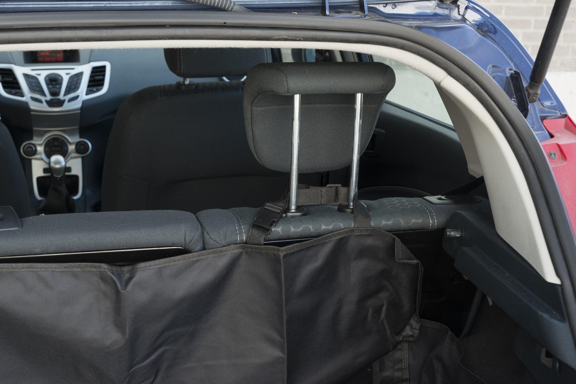 Autostoelhoes voor huisdieren - Houd je auto schoon en je huisdier comfortabel - Bivakshop