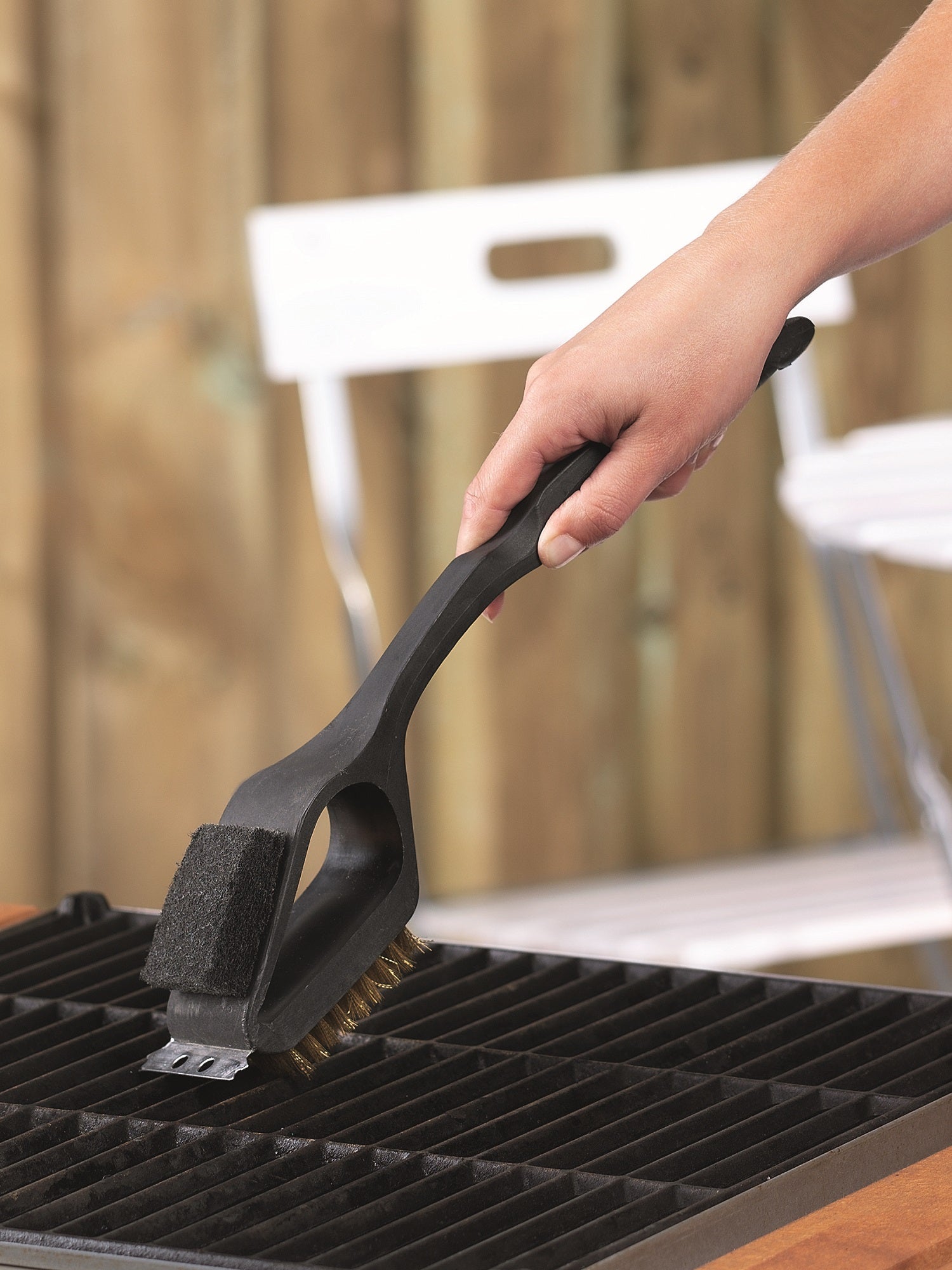 BBQ Collection barbecue reinigingsborstel - 3 in 1 - Staalborstel schuurspons schraper - Bivakshop