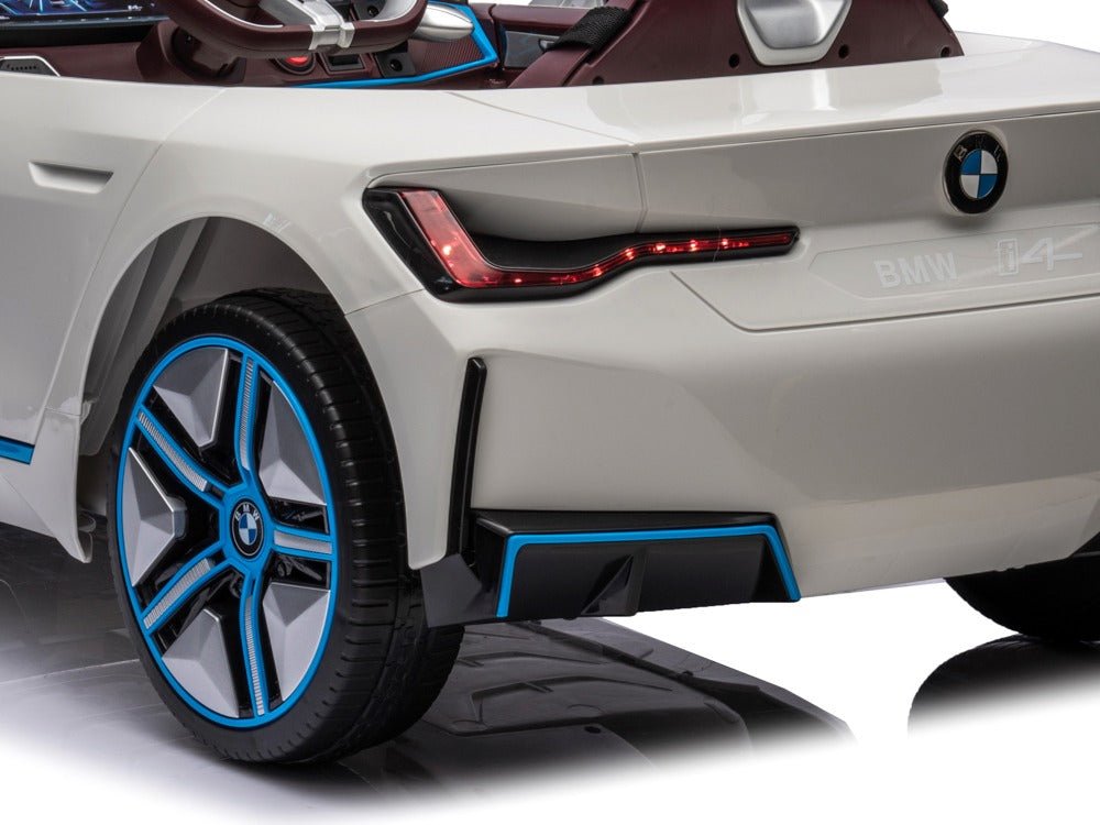 BWM i4 Wit - Elektrische kinderauto met muziek, verstelbare stoel en afstandsbediening - Bivakshop