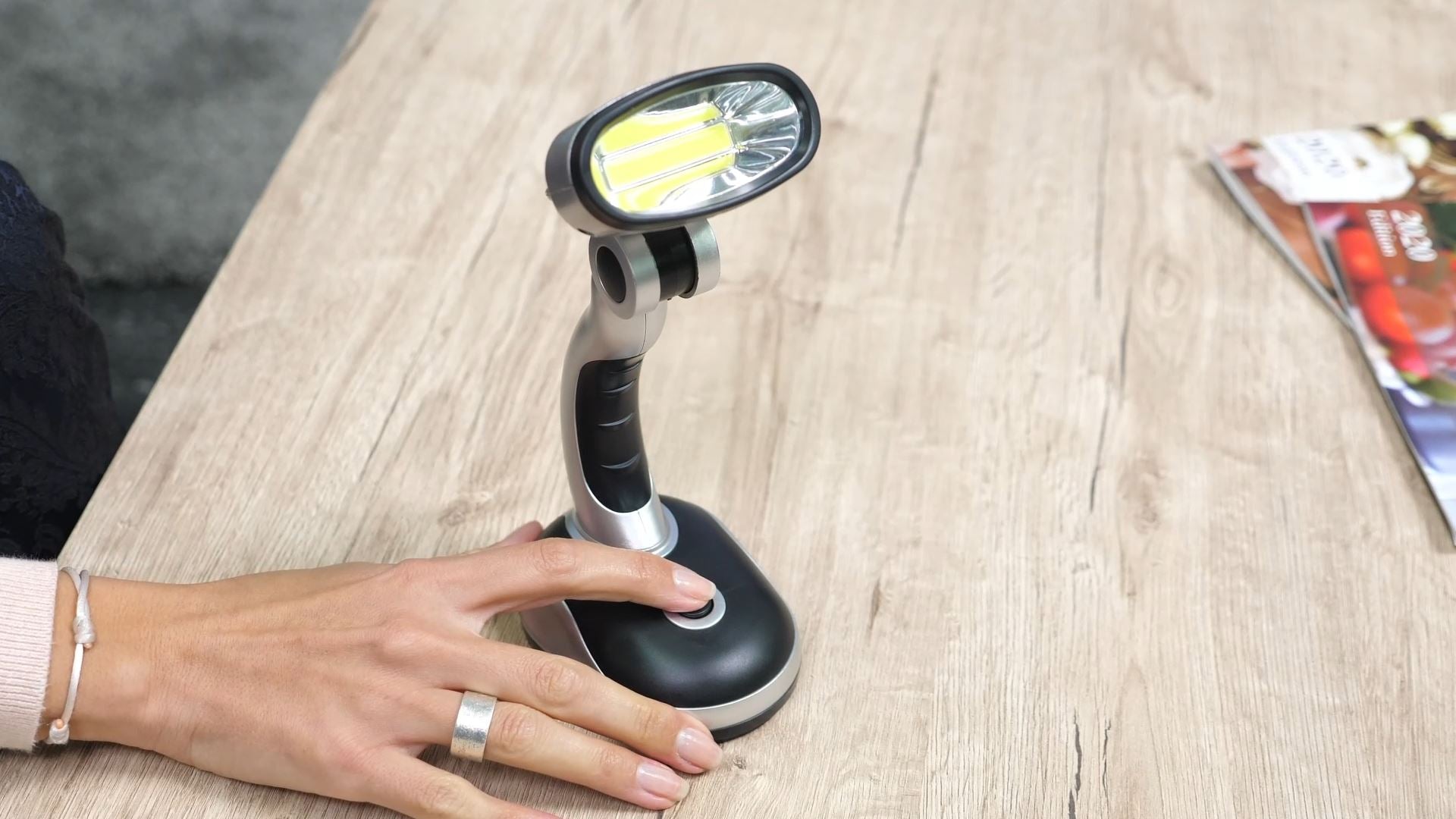 Genius Ideas Bureaulamp - LED-gel - Bivakshop