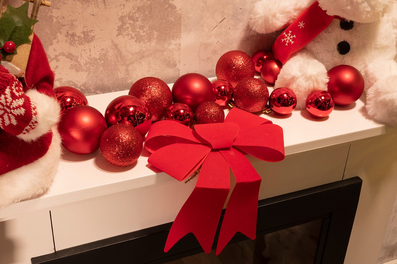 Kerstballen Set Rood 70 Stuks Incl. Kerst Opbergbox - Bivakshop